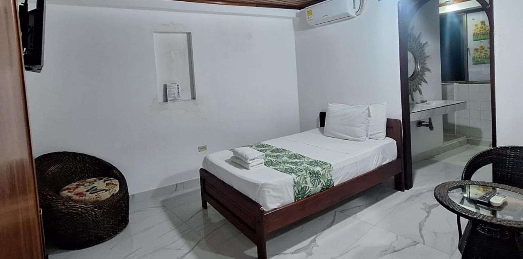 Hotel Yurupary Amazonas Leticia Exteriör bild